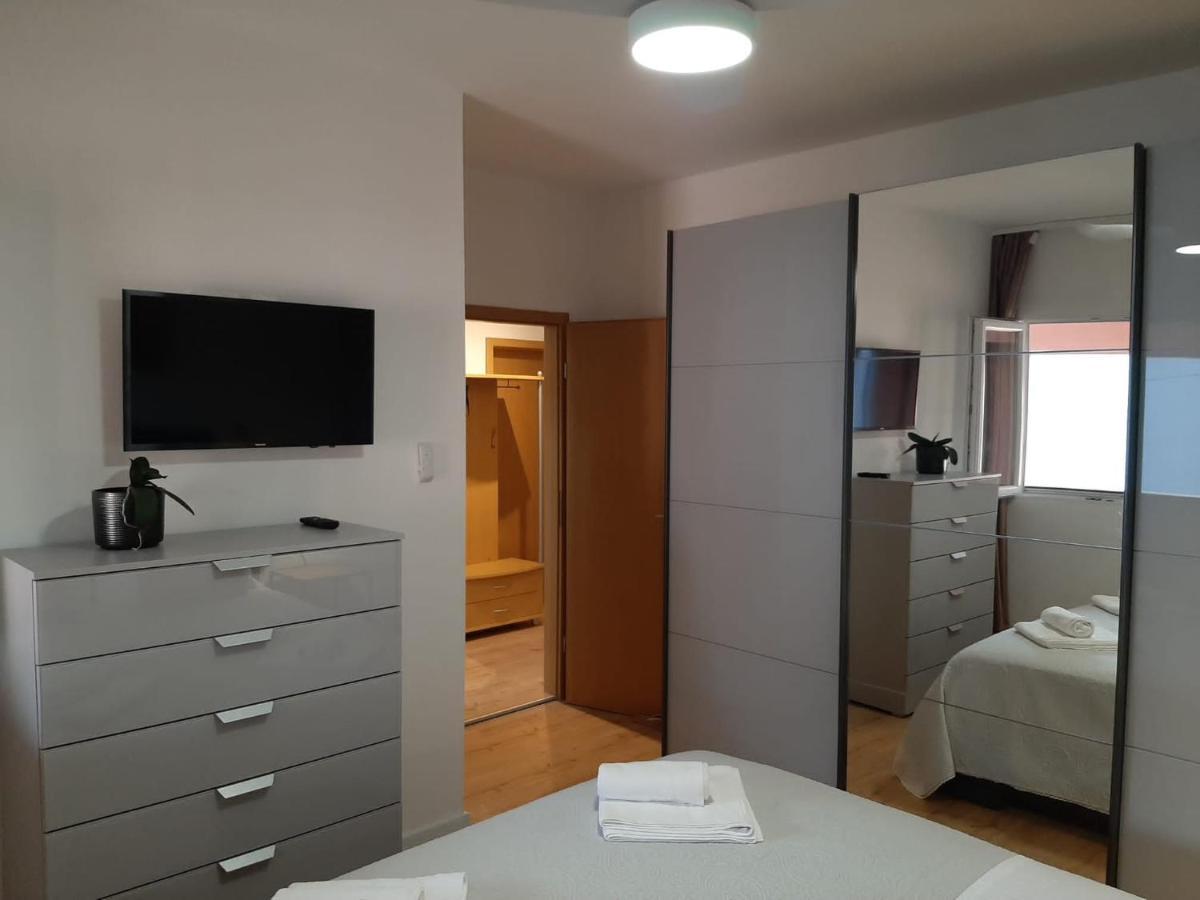 Apartment Gea Zara Esterno foto